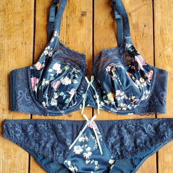 Fig Leaves lingerie 2 piece set - Picture 1 of 14